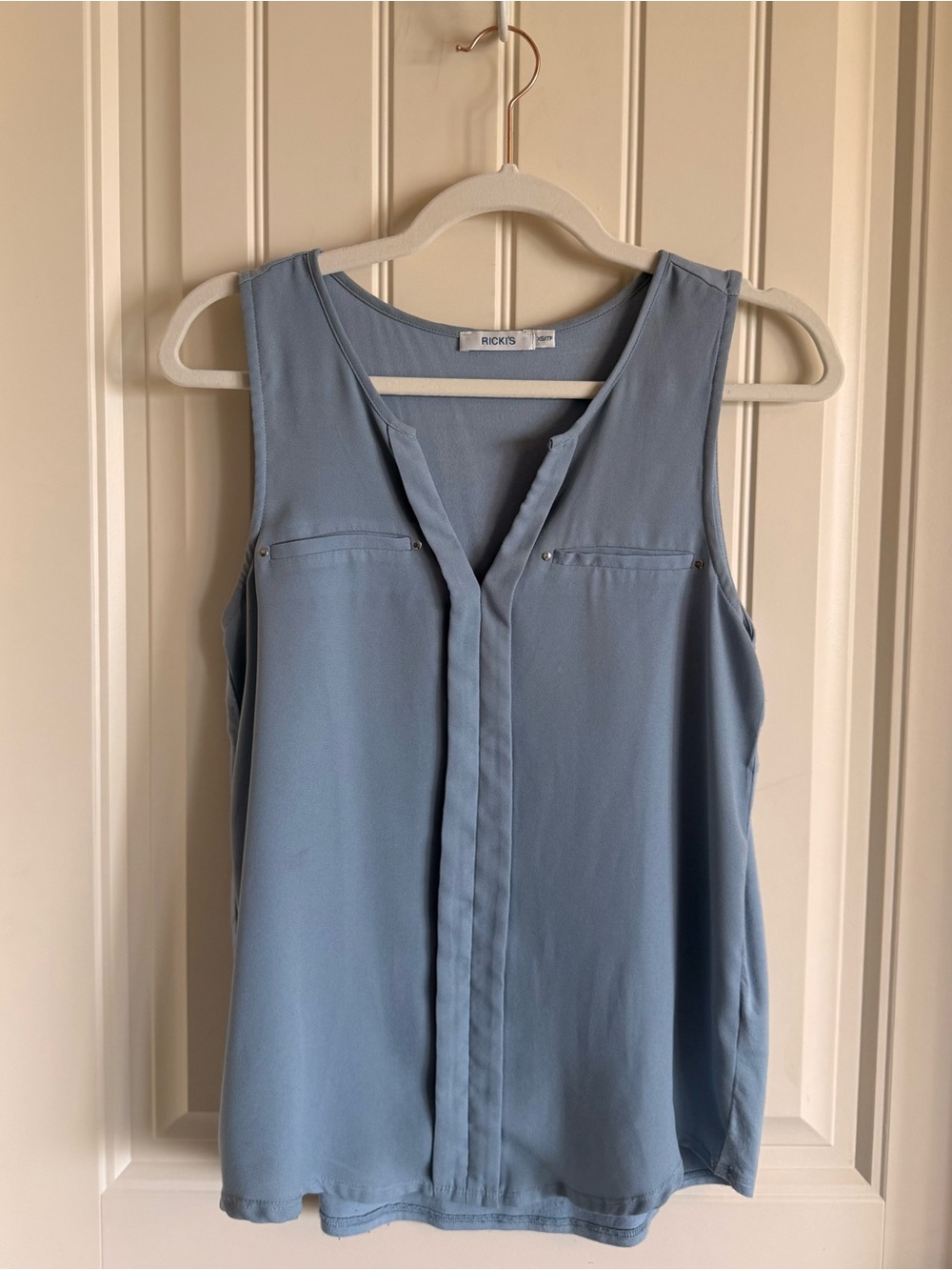 Ricki's Sleeveless V-Neck Blouse in Dusty Blue